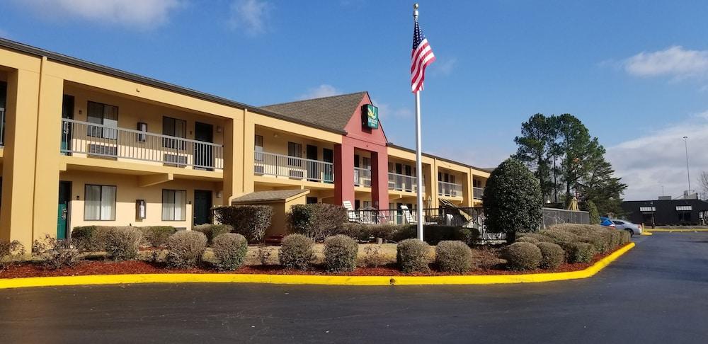 Quality Inn Pelham I-65 Exit 246 מראה חיצוני תמונה